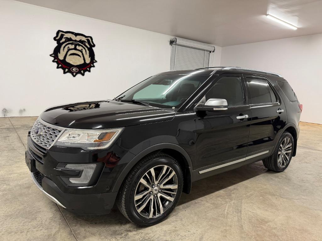 2017 Ford Explorer - $19,950