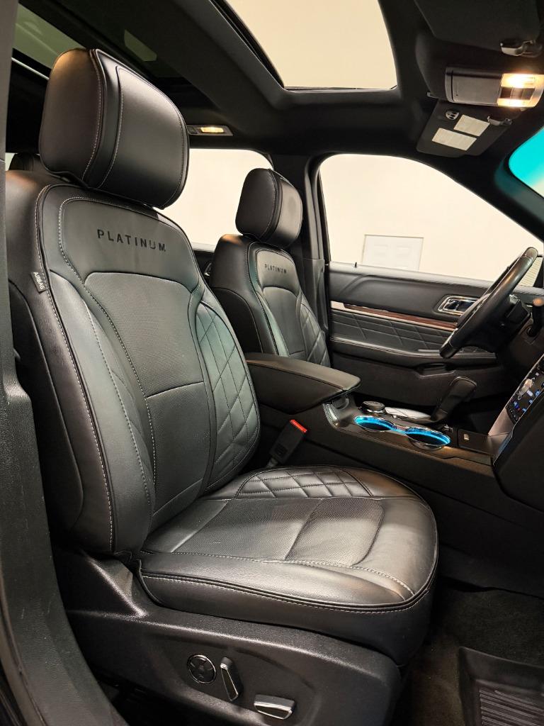 2017 Ford Explorer - $19,950