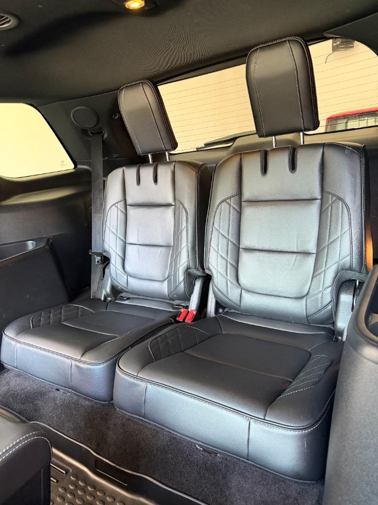 2017 Ford Explorer - $19,950