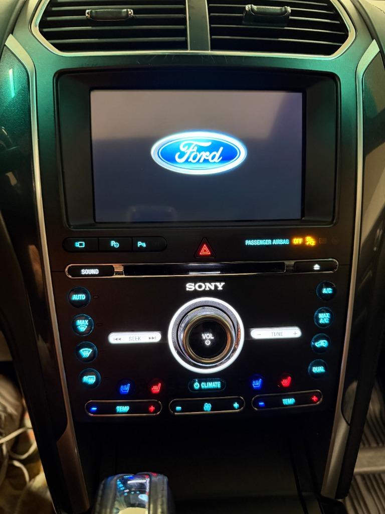 2017 Ford Explorer - $19,950