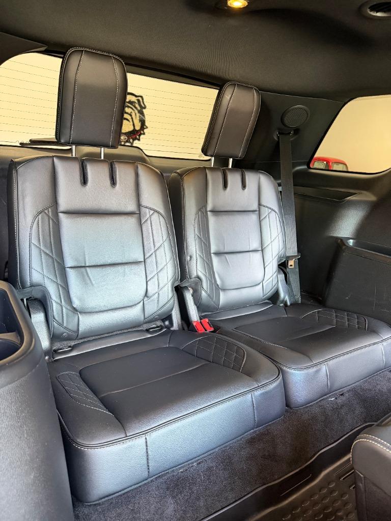 2017 Ford Explorer - $19,950