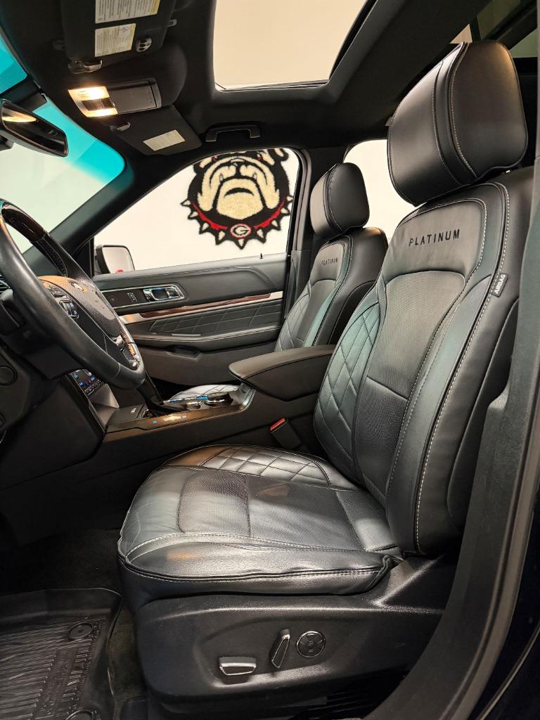 2017 Ford Explorer - $19,950