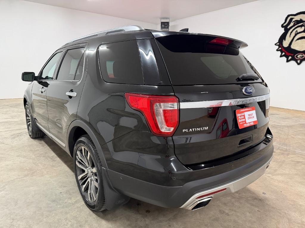 2017 Ford Explorer - $19,950