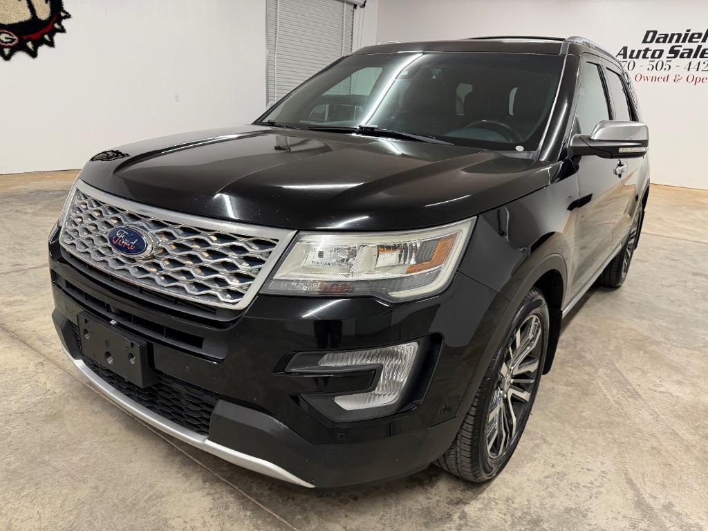2017 Ford Explorer - $19,950