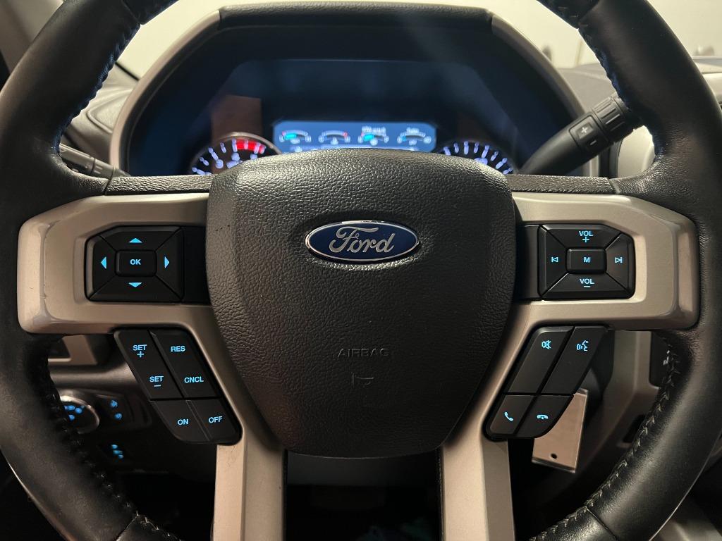2019 Ford  Lariat photo