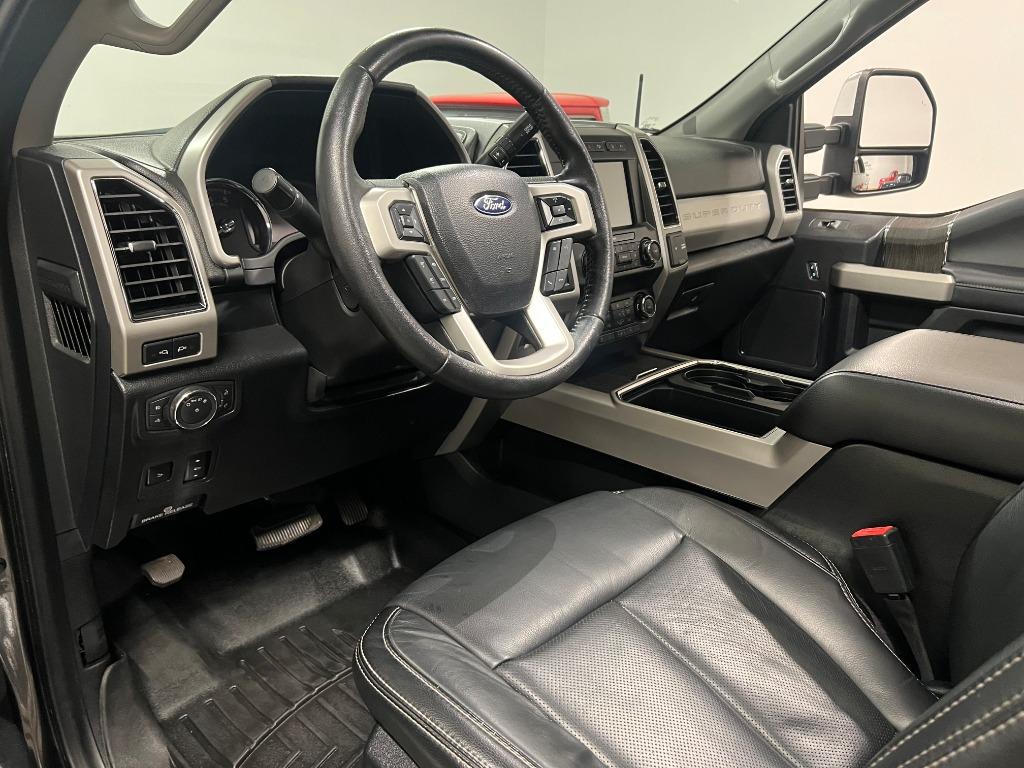 2020 Ford F250 - $44,950