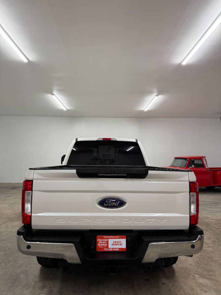 2019 Ford F-250 - $36,950