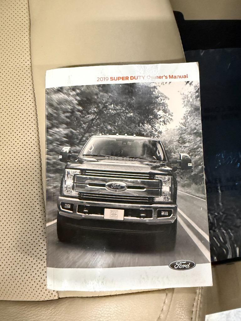 2019 Ford F-250 - $36,950