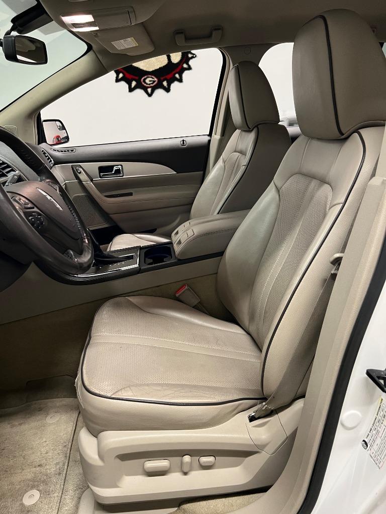 2011 Lincoln MKX photo