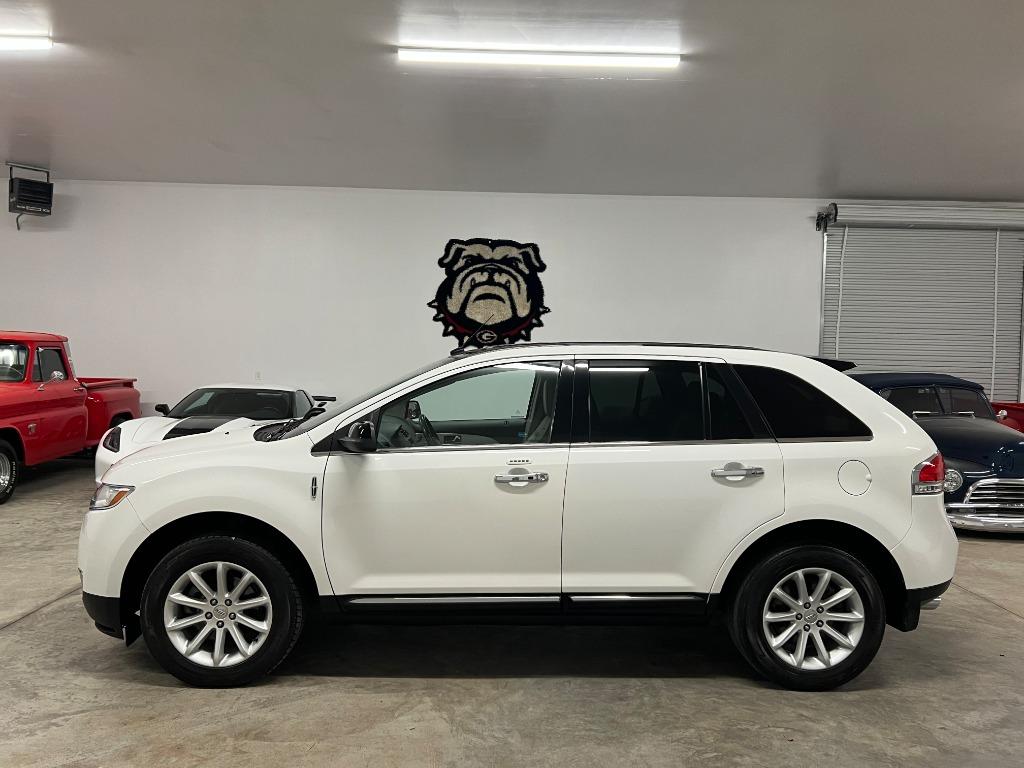 2011 Lincoln MKX photo