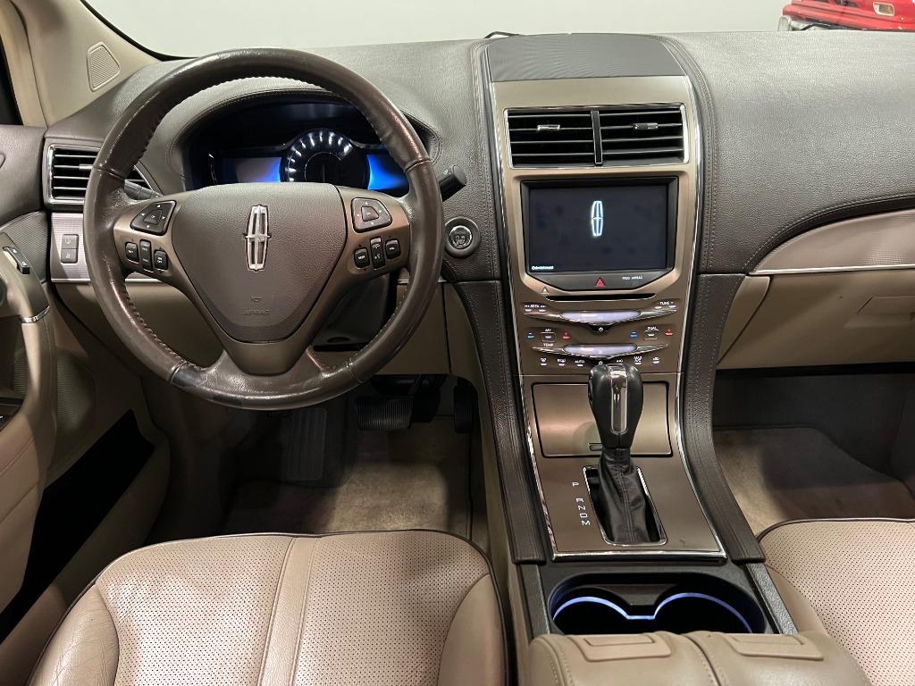 2011 Lincoln MKX photo