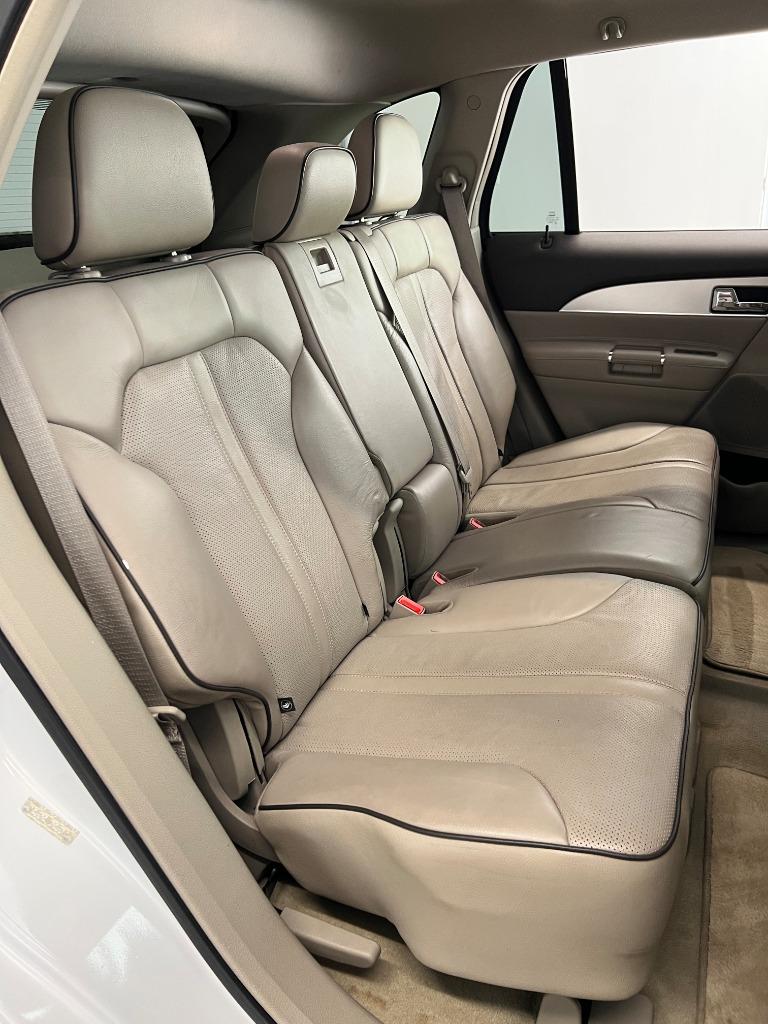 2011 Lincoln MKX photo