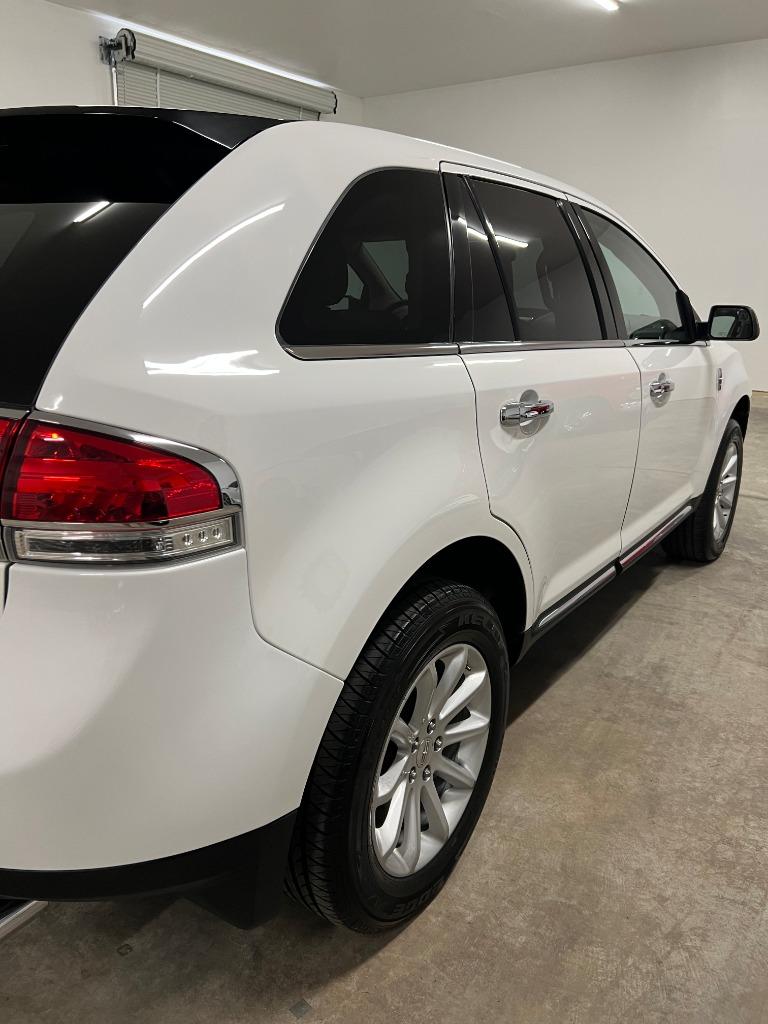 2011 Lincoln MKX photo