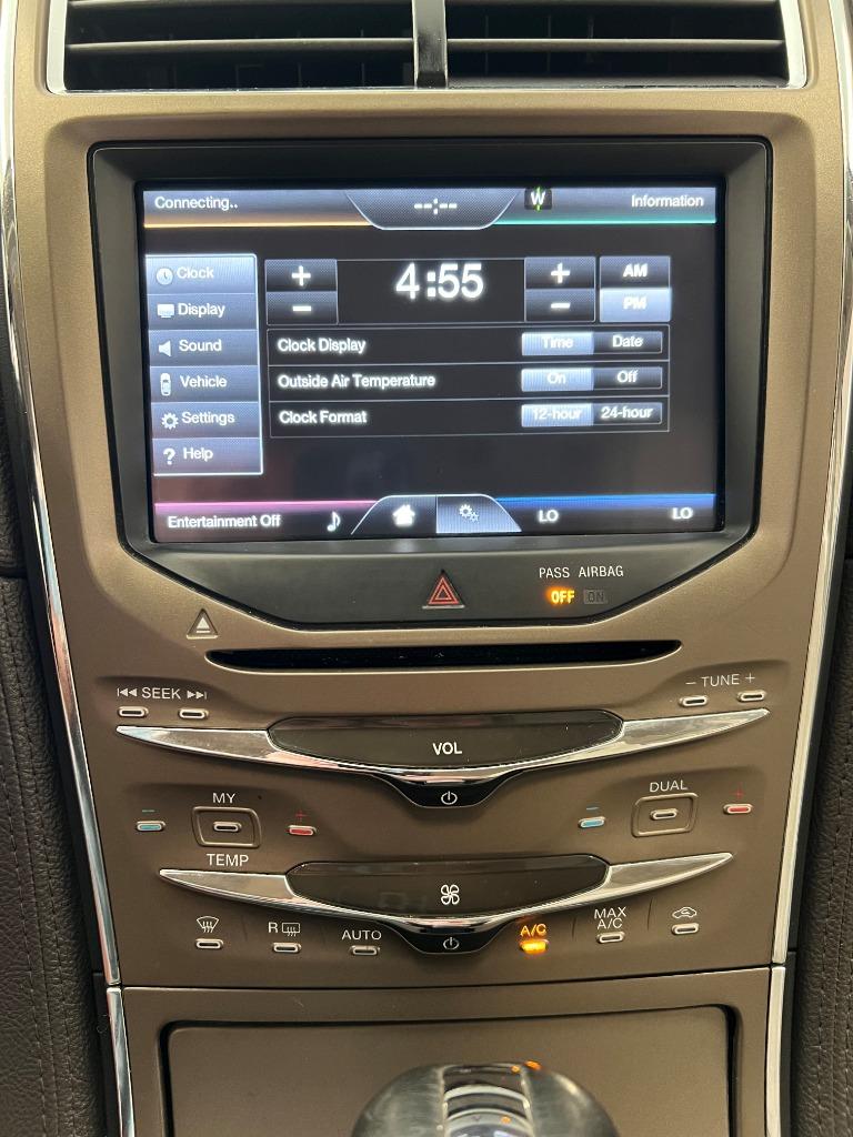 2011 Lincoln MKX photo