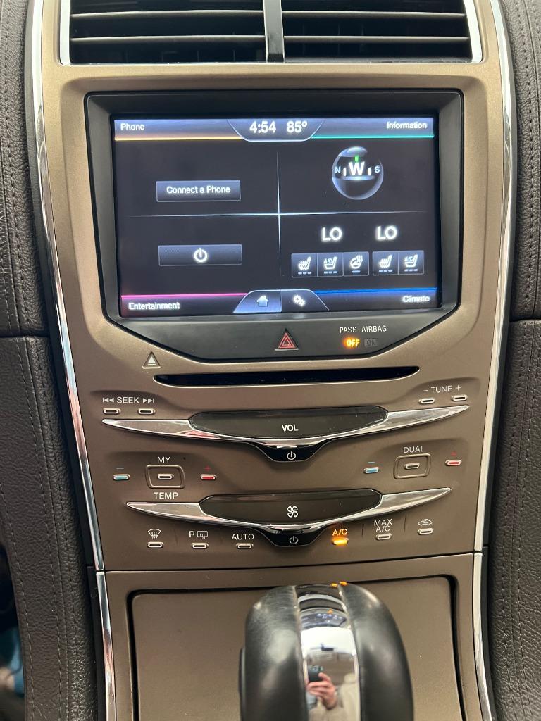 2011 Lincoln MKX photo