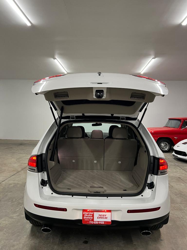 2011 Lincoln MKX photo