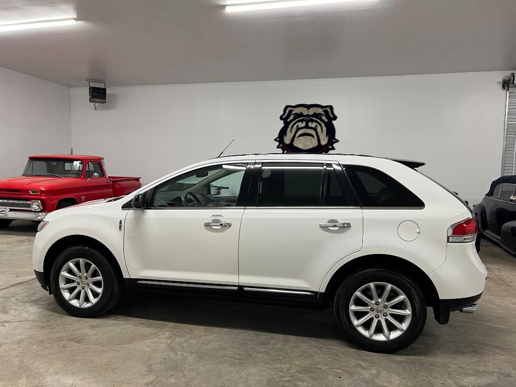 2011 Lincoln MKX photo