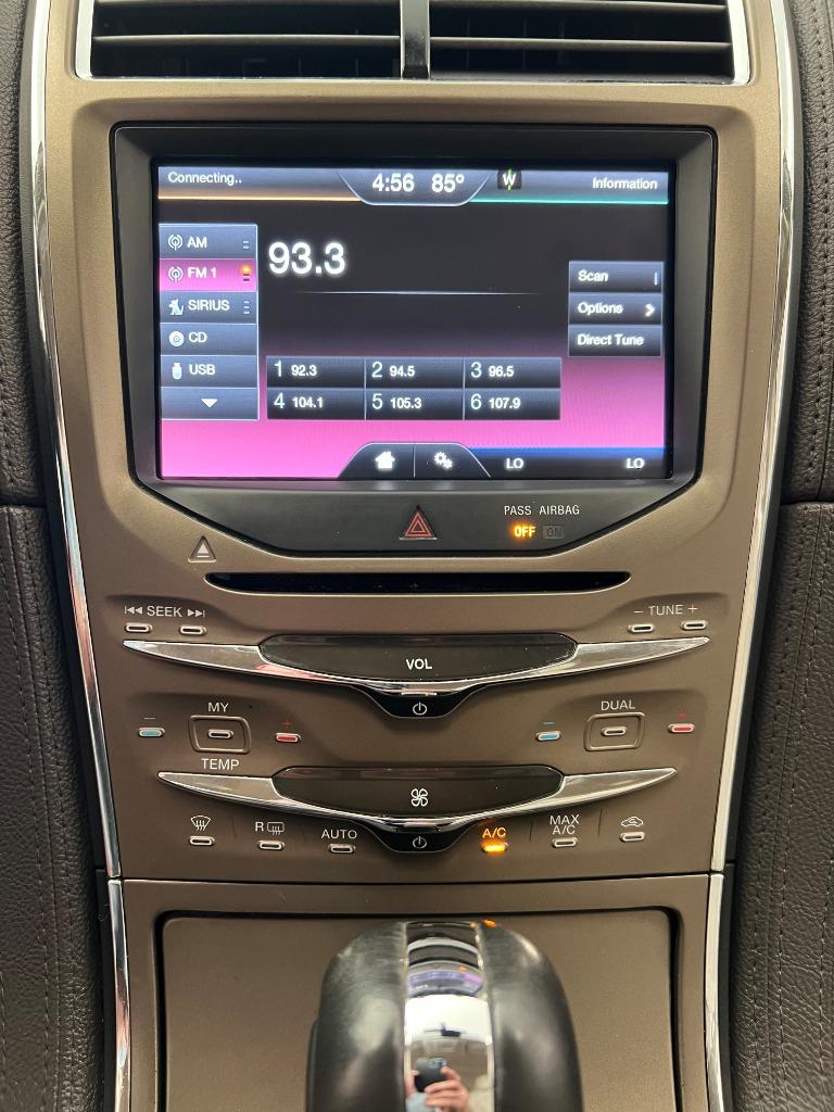 2011 Lincoln MKX photo