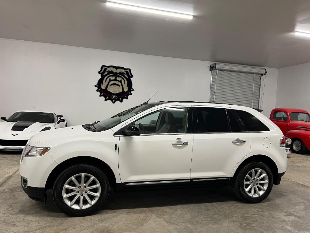 2011 Lincoln MKX photo