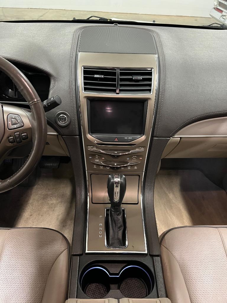2011 Lincoln MKX photo