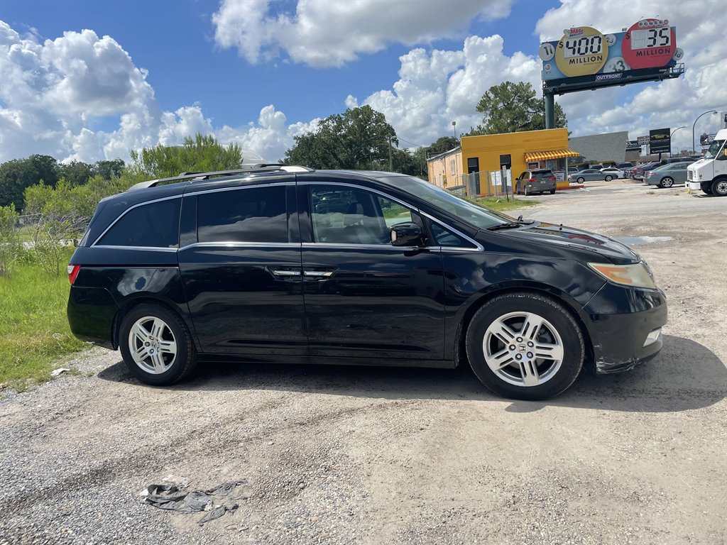 2011 Honda Odyssey - $14,800
