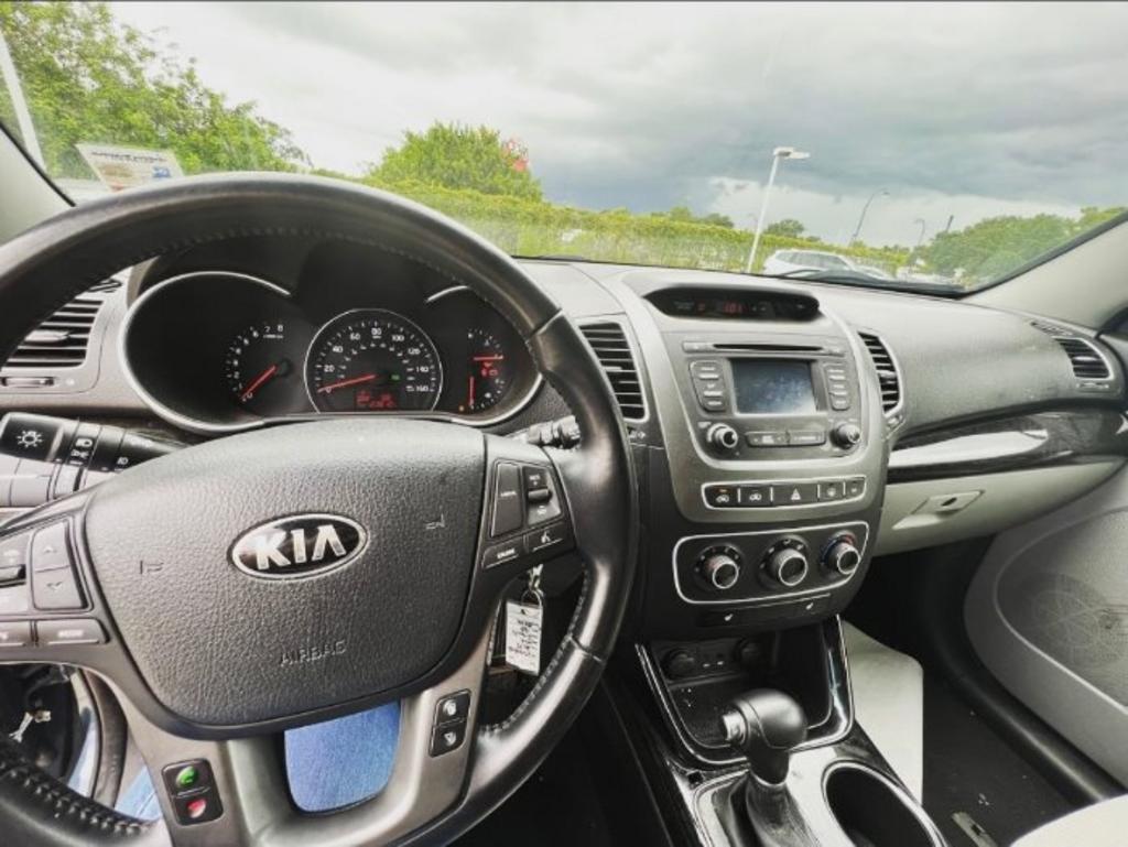 2015 Kia Sorento LX photo