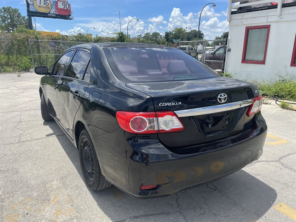 2011 Toyota Corolla photo