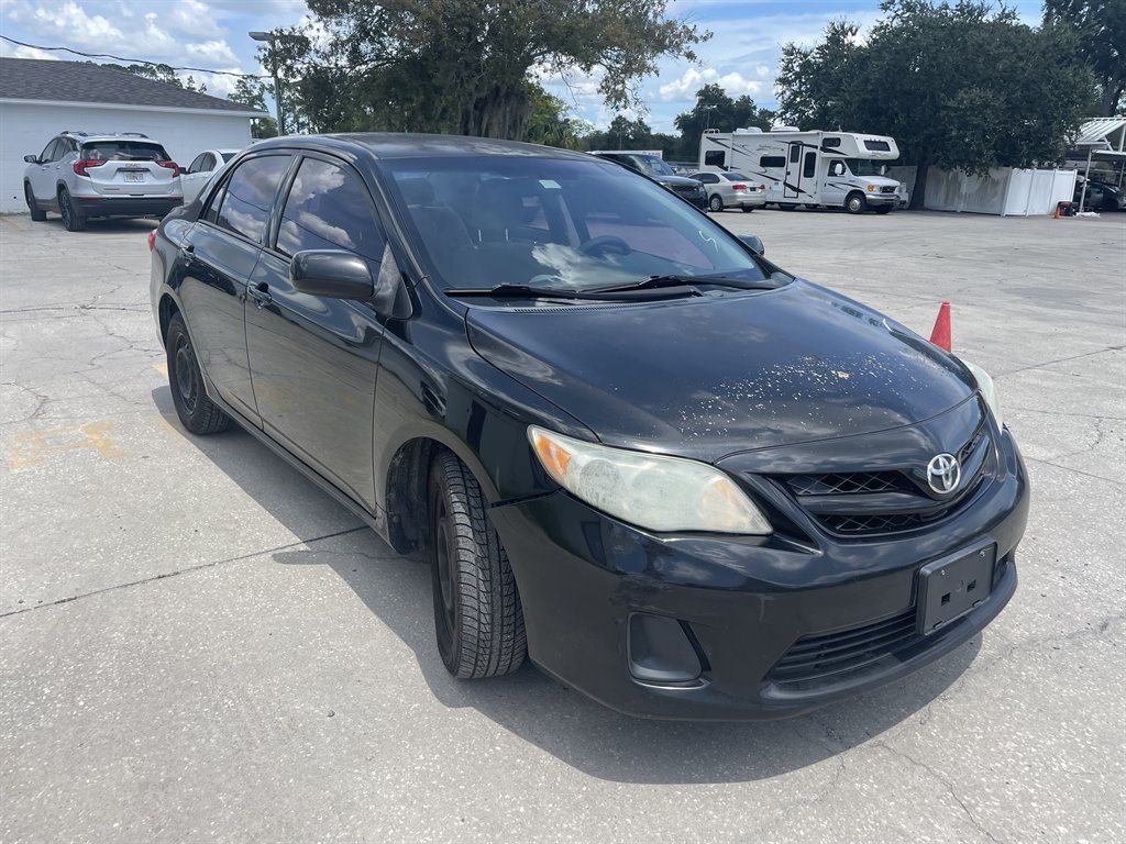 2011 Toyota Corolla photo