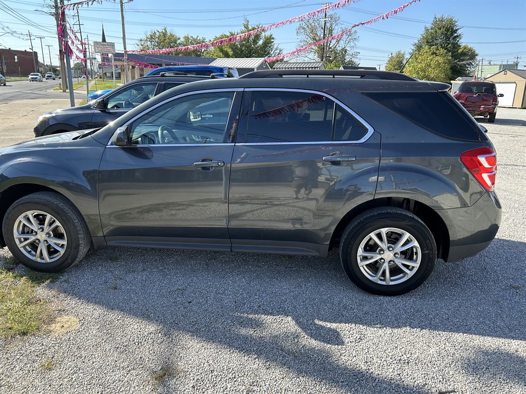 2017 Chevrolet Equinox LT photo