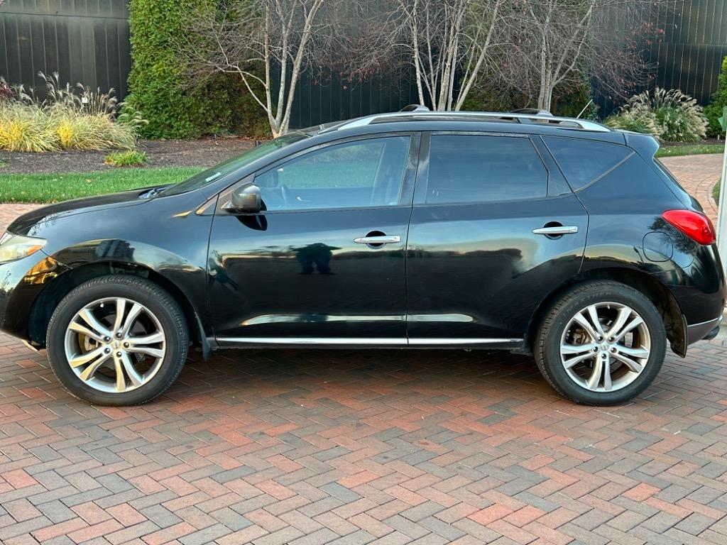 2010 Nissan Murano S photo