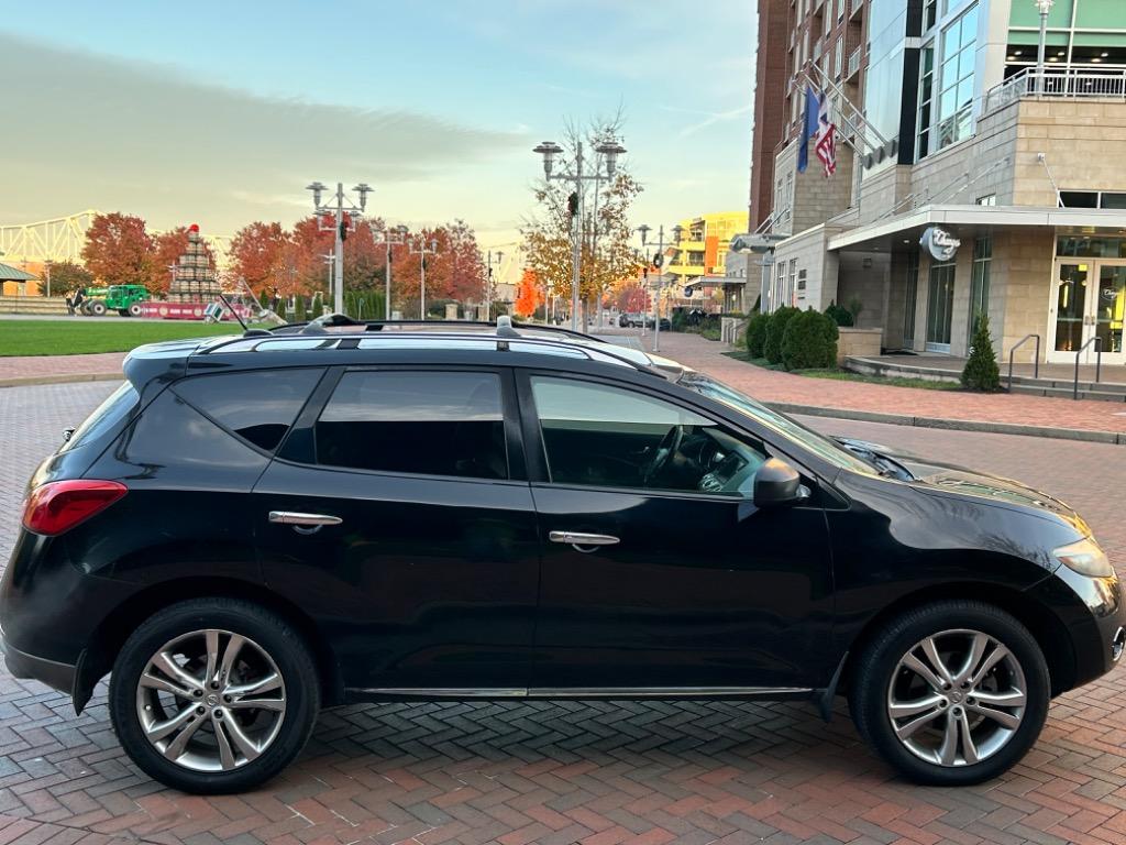 2010 Nissan Murano S photo