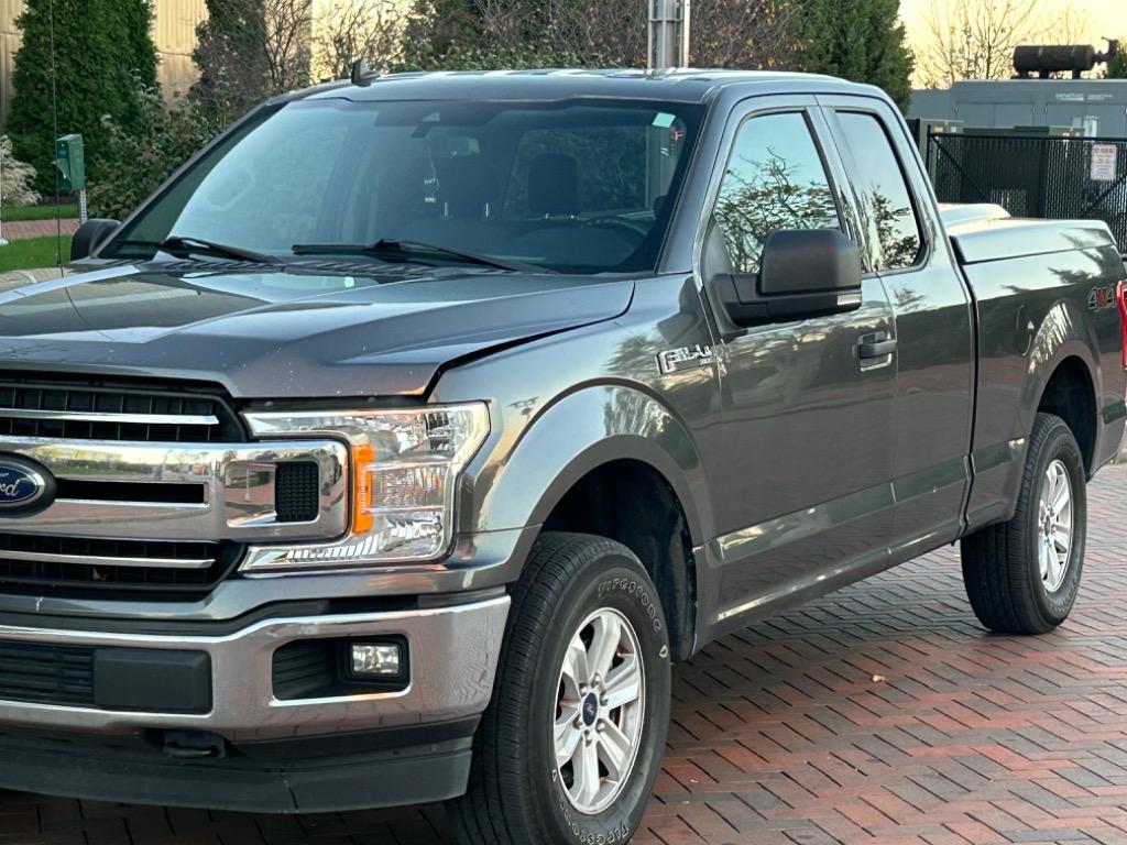2019 Ford F150 XLT photo