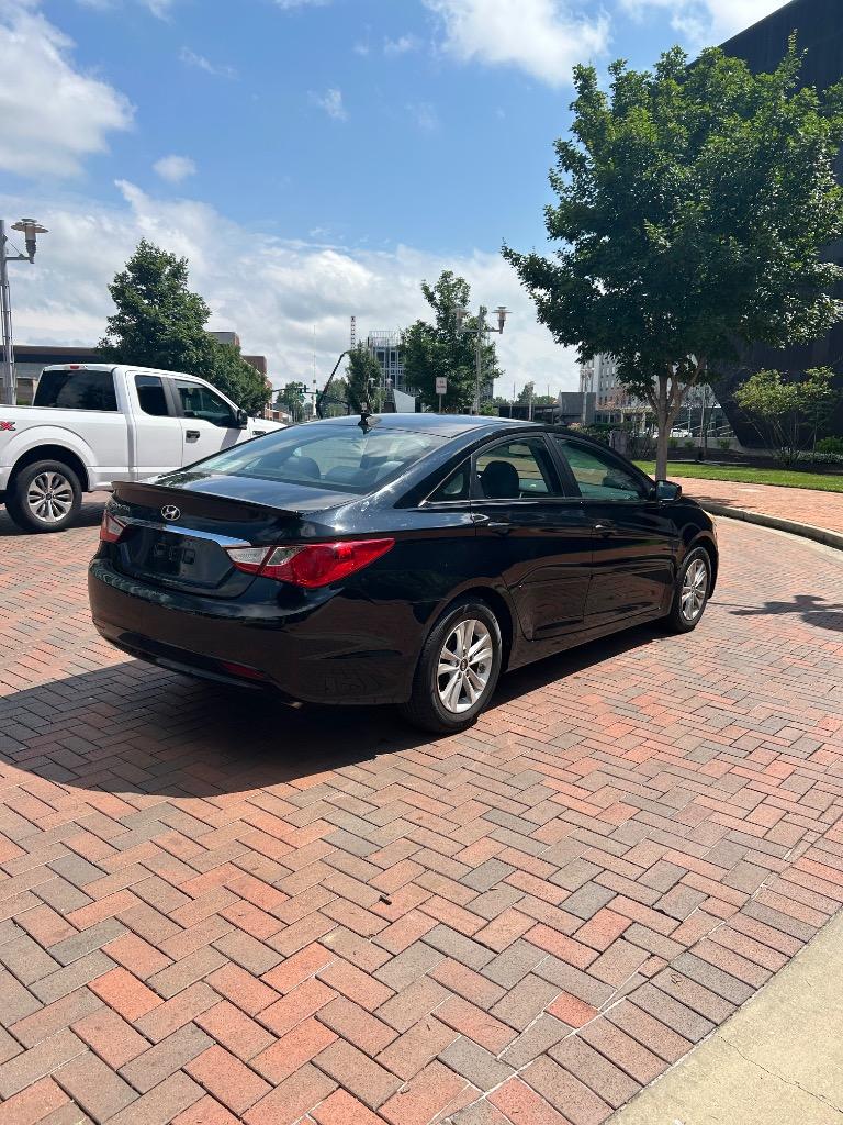 2013 Hyundai Sonata - $9,995