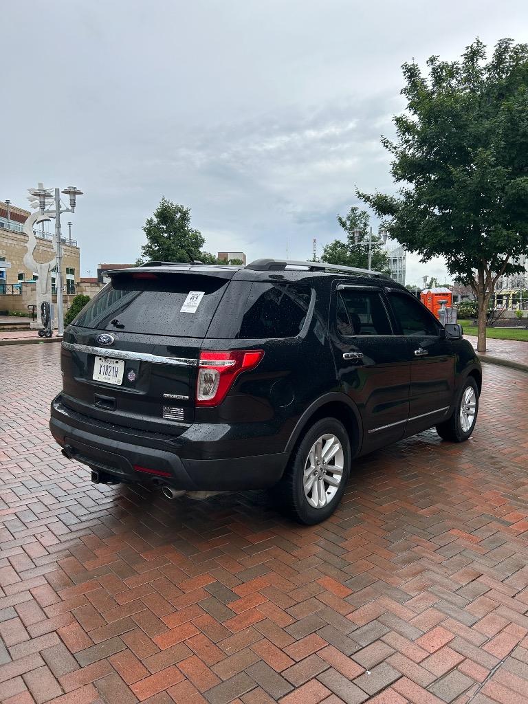 2014 Ford Explorer - $9,995