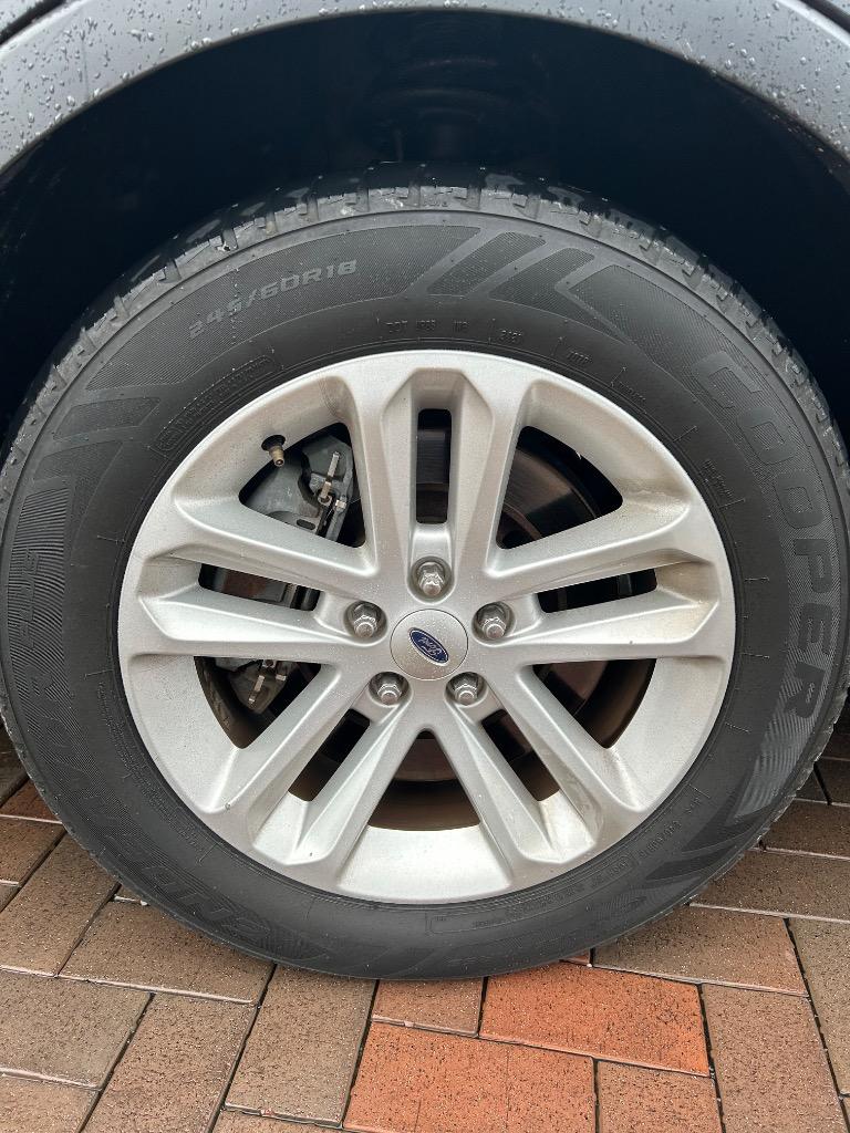 2014 Ford Explorer - $9,995