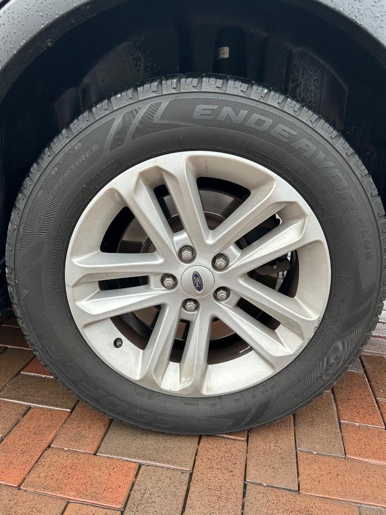2014 Ford Explorer - $9,995