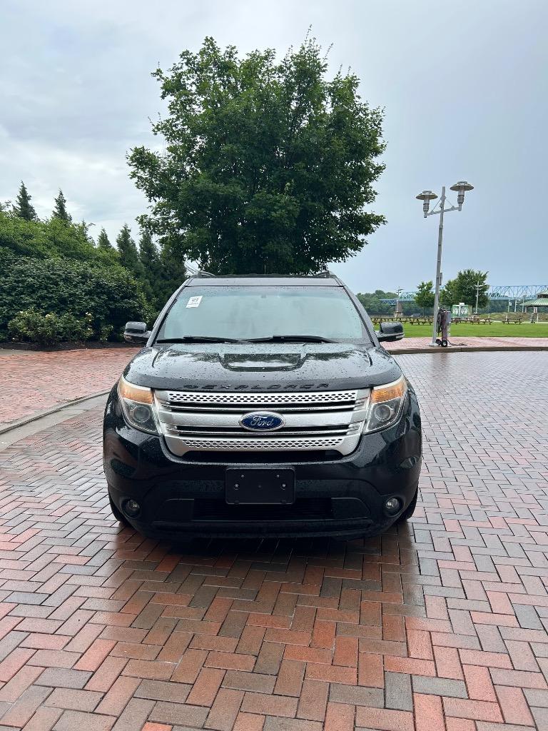 2014 Ford Explorer - $9,995
