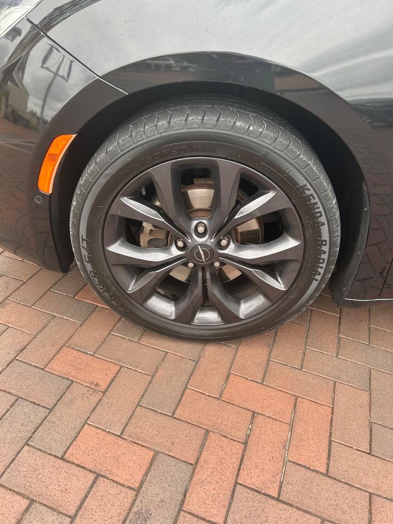 2018 Chrysler Pacifica - $12,995