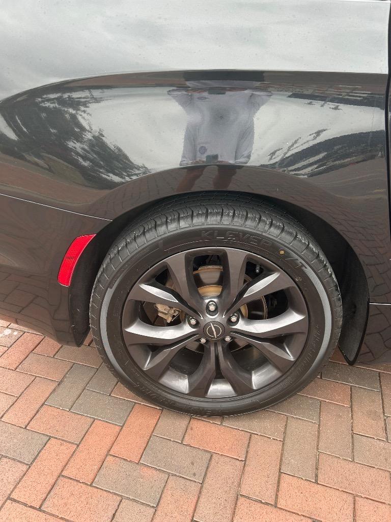 2018 Chrysler Pacifica - $12,995