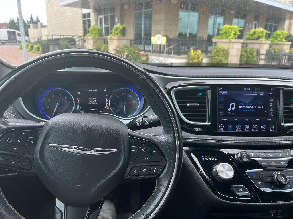 2018 Chrysler Pacifica - $12,995