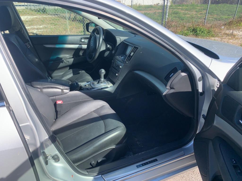 2013 Infiniti MDX Journey photo