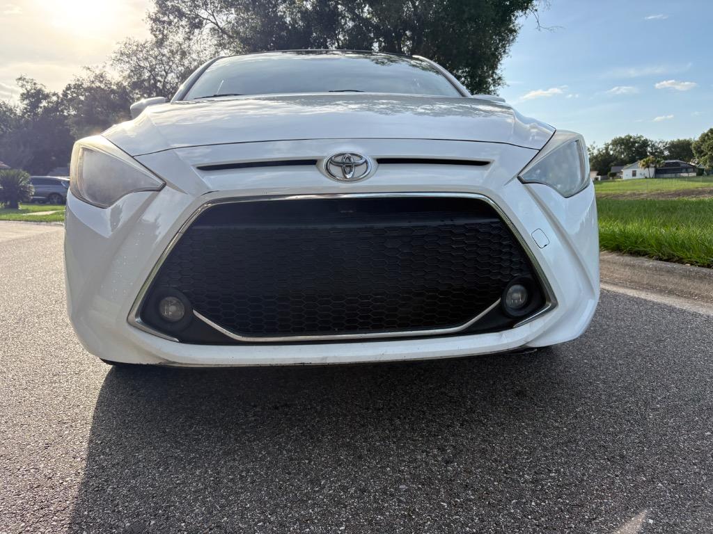 2019 Toyota Yaris - $9,588
