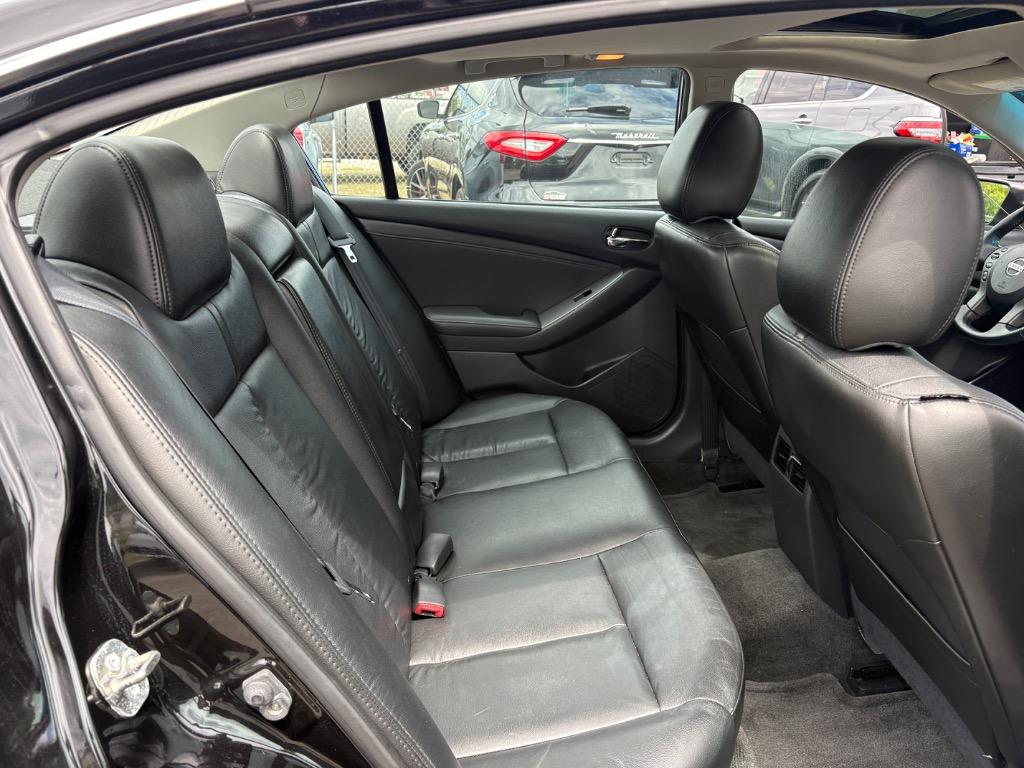 2012 Nissan Altima - $7,988