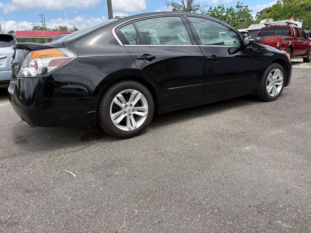 2012 Nissan Altima - $7,988