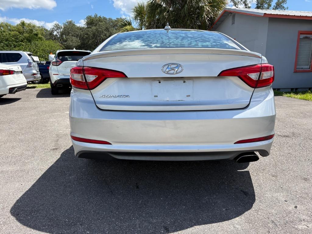 2017 Hyundai Sonata - $6,988