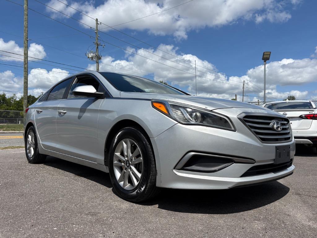 2017 Hyundai Sonata - $6,988