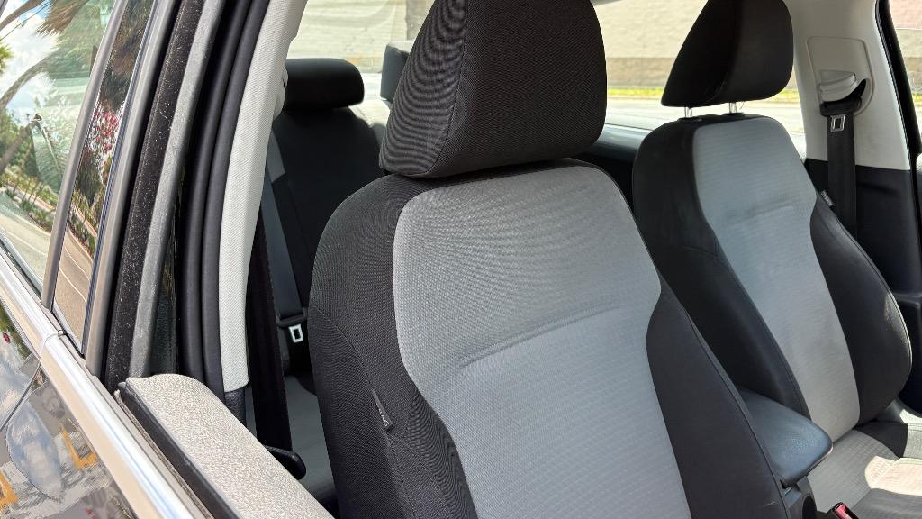 2017 Volkswagen Jetta - $8,988
