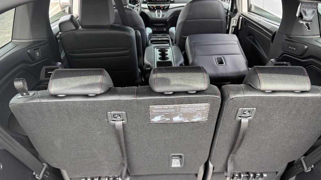2025 Honda Odyssey - $36,788