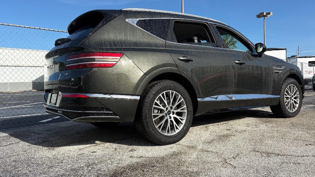 2025 Genesis GV80 - $38,588