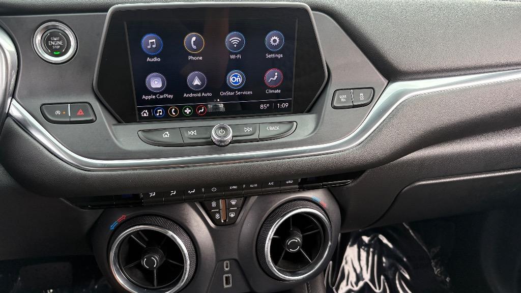 2022 Chevrolet Blazer - $25,988